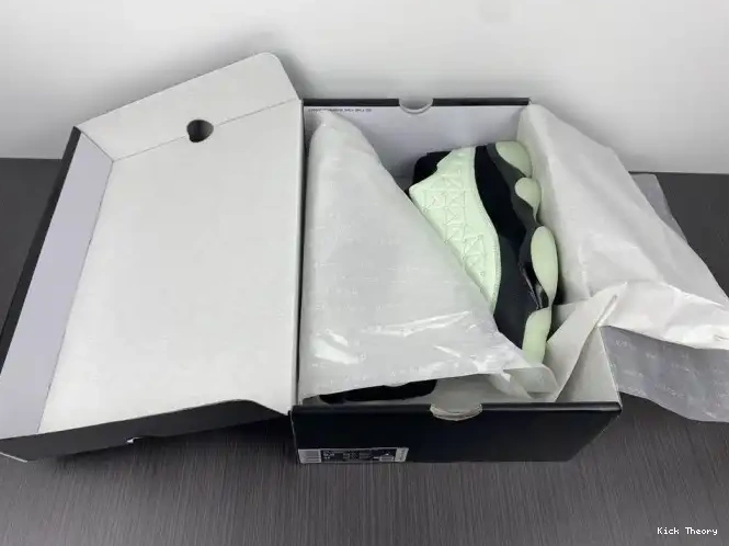Kick Theory (2021) DM0803-300 Single's 13 Retro Jordan Air Low Day 0511
